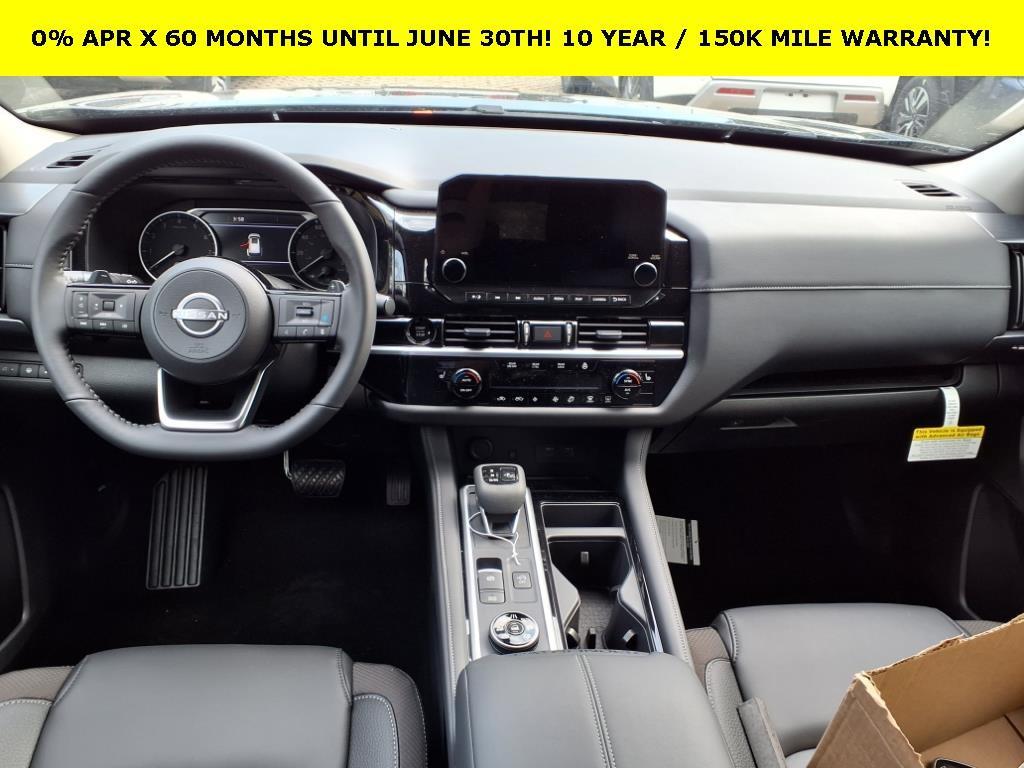new 2025 Nissan Pathfinder car, priced at $43,207
