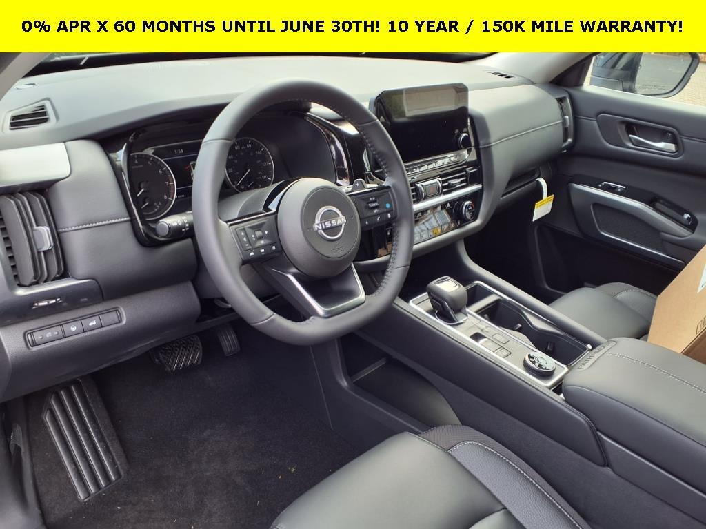 new 2025 Nissan Pathfinder car, priced at $43,207