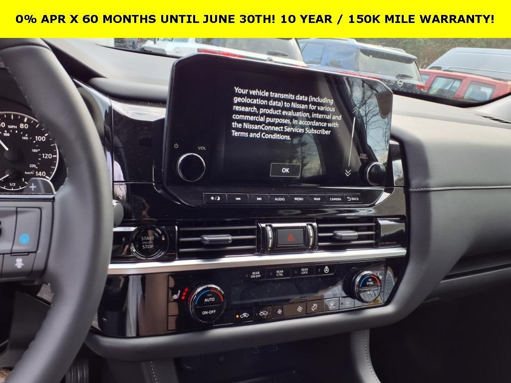new 2025 Nissan Pathfinder car, priced at $43,207