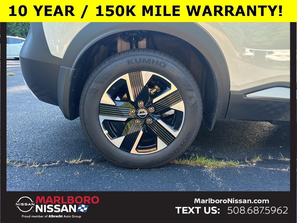 new 2025 Nissan Kicks car, priced at $28,690