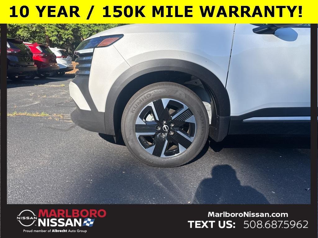 new 2025 Nissan Kicks car, priced at $28,690