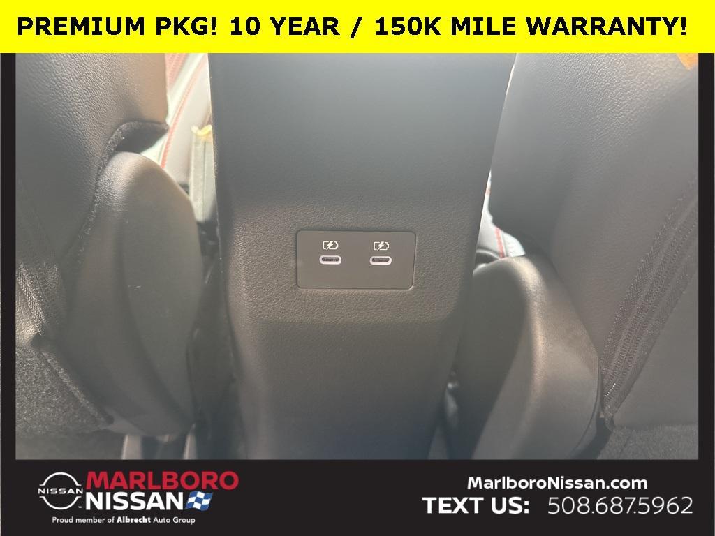 new 2025 Nissan Kicks car, priced at $31,699