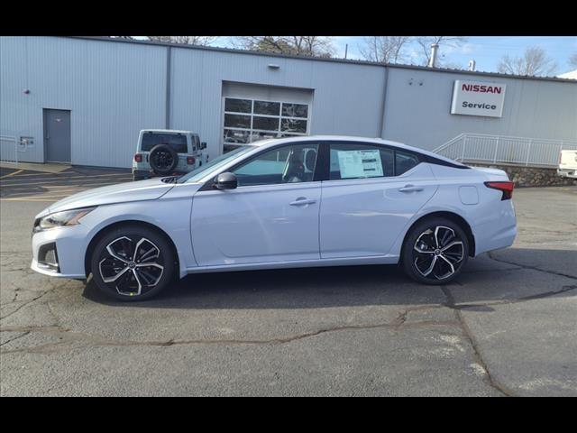 new 2025 Nissan Altima car, priced at $33,169