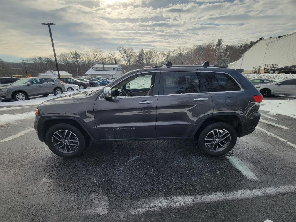 used 2018 Jeep Grand Cherokee car, priced at $26,231