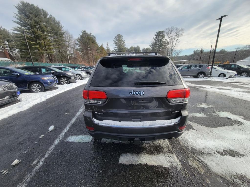 used 2018 Jeep Grand Cherokee car, priced at $26,231