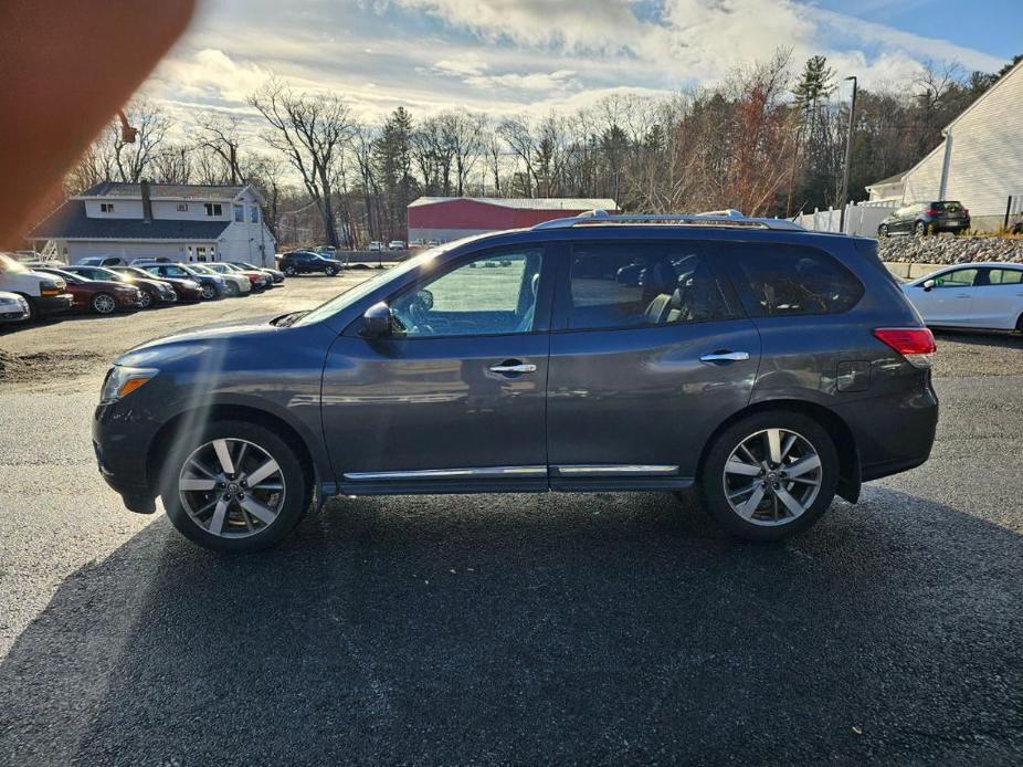 used 2014 Nissan Pathfinder car, priced at $10,495