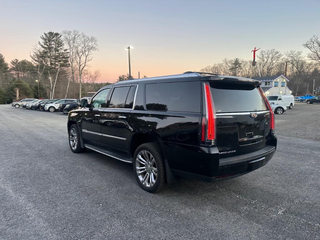 used 2018 Cadillac Escalade ESV car, priced at $28,918