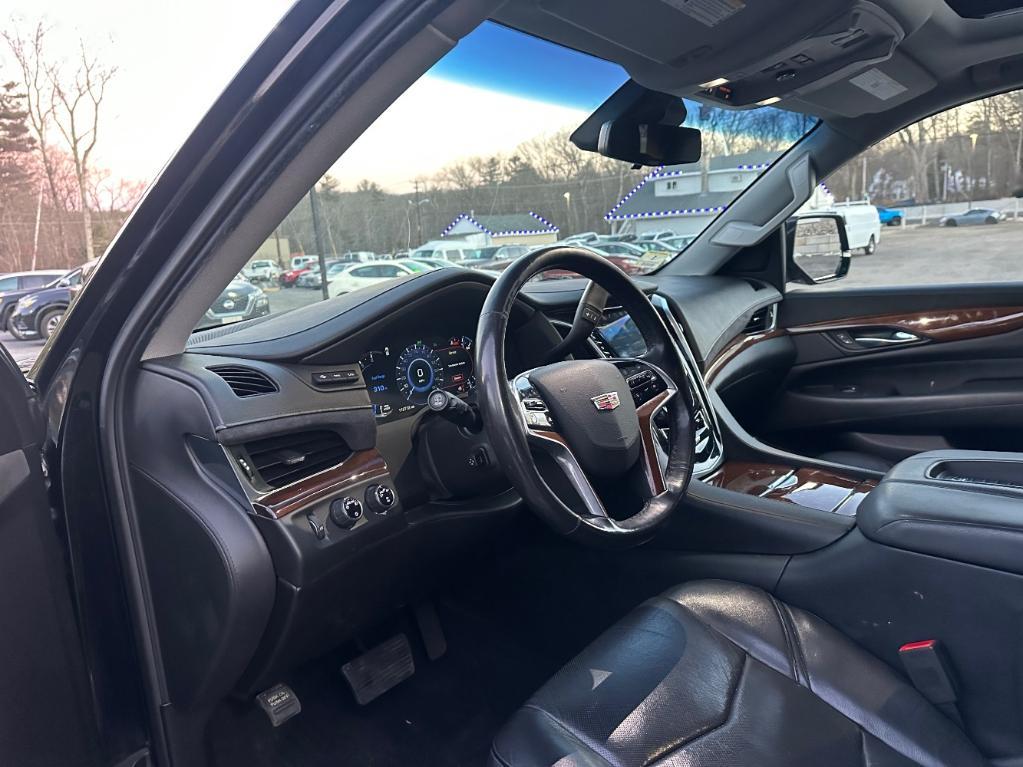 used 2018 Cadillac Escalade ESV car, priced at $28,918