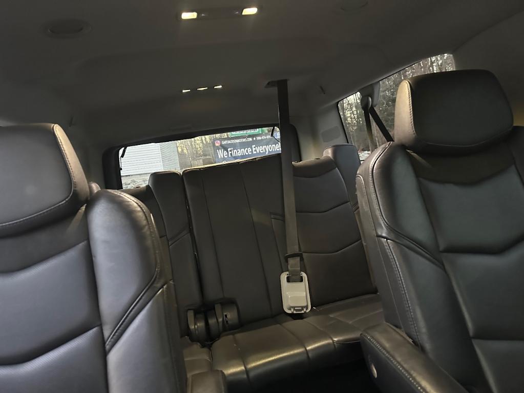 used 2018 Cadillac Escalade ESV car, priced at $28,918