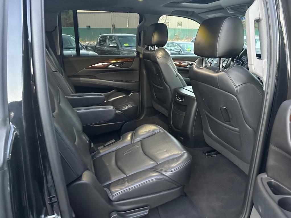 used 2018 Cadillac Escalade ESV car, priced at $28,918