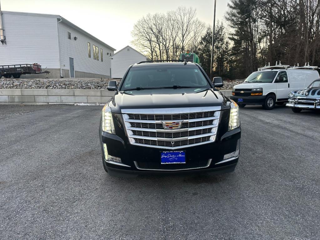 used 2018 Cadillac Escalade ESV car, priced at $28,918