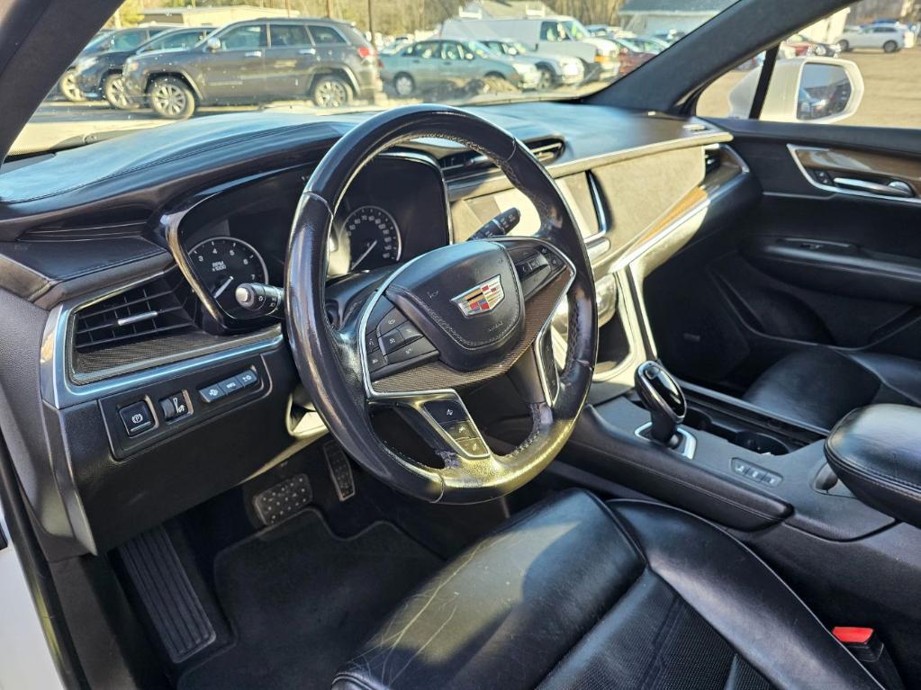 used 2018 Cadillac XT5 car, priced at $15,995