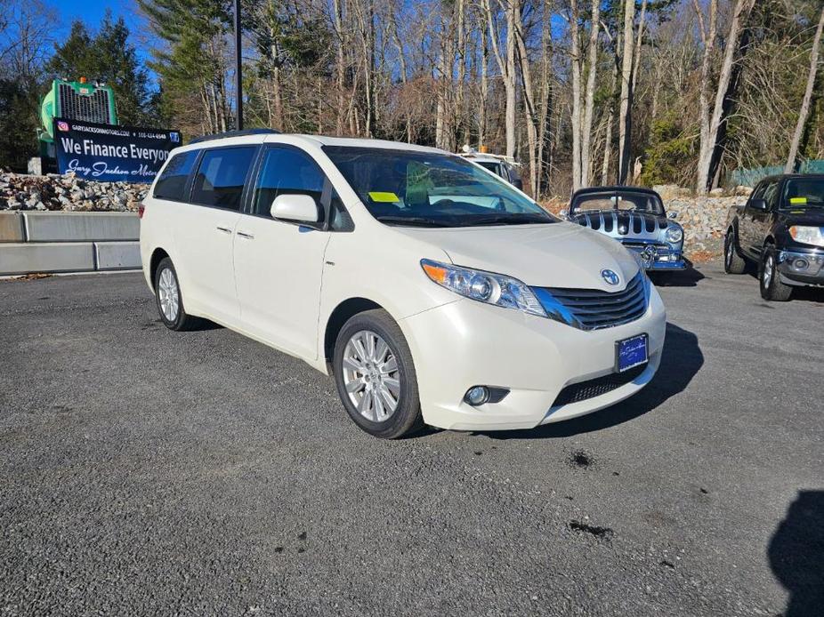 used 2017 Toyota Sienna car, priced at $19,618