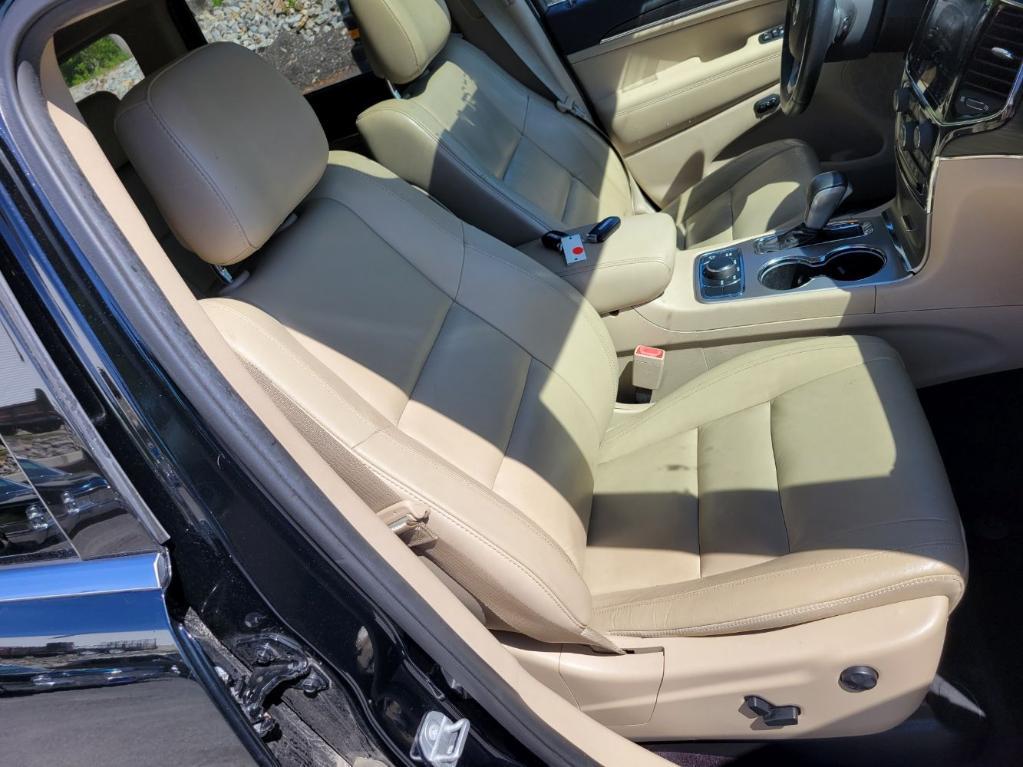 used 2019 Jeep Grand Cherokee car, priced at $17,495