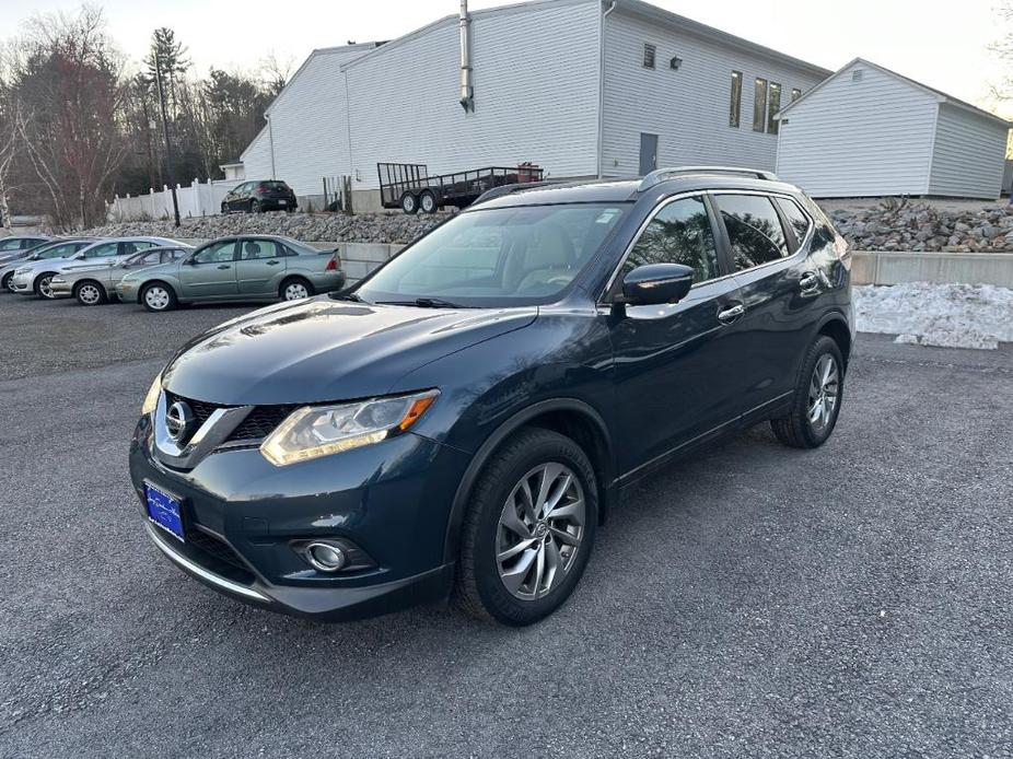 used 2015 Nissan Rogue car, priced at $10,818