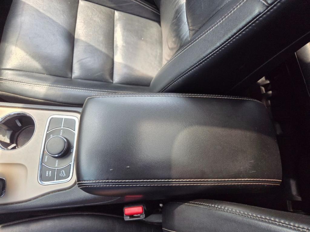 used 2014 Jeep Grand Cherokee car, priced at $5,907