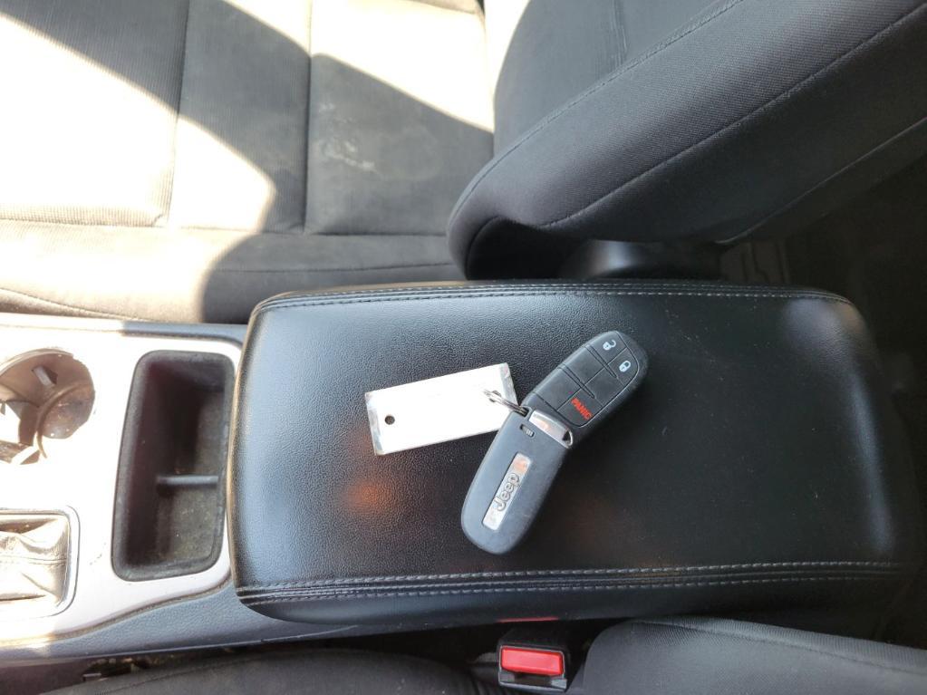 used 2016 Jeep Grand Cherokee car
