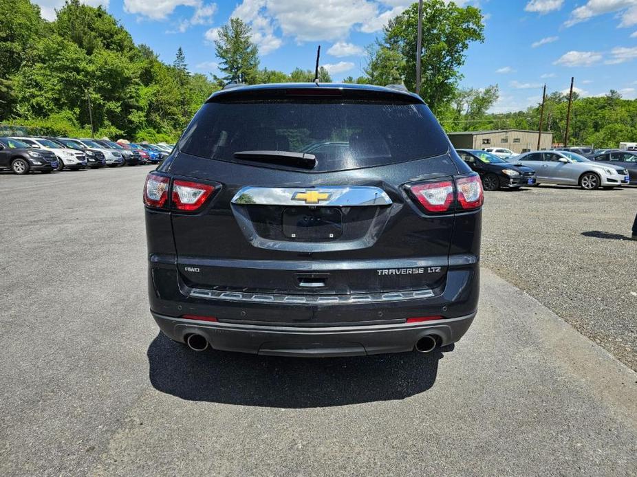 used 2015 Chevrolet Traverse car, priced at $11,104