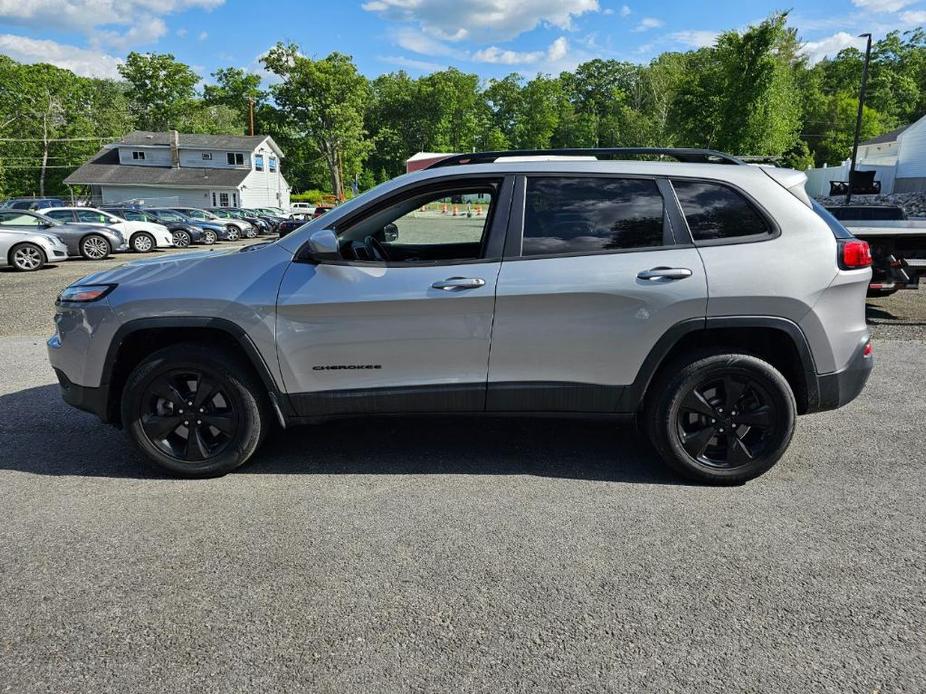 used 2016 Jeep Cherokee car, priced at $14,604
