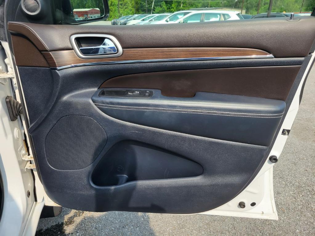 used 2017 Jeep Grand Cherokee car, priced at $18,985
