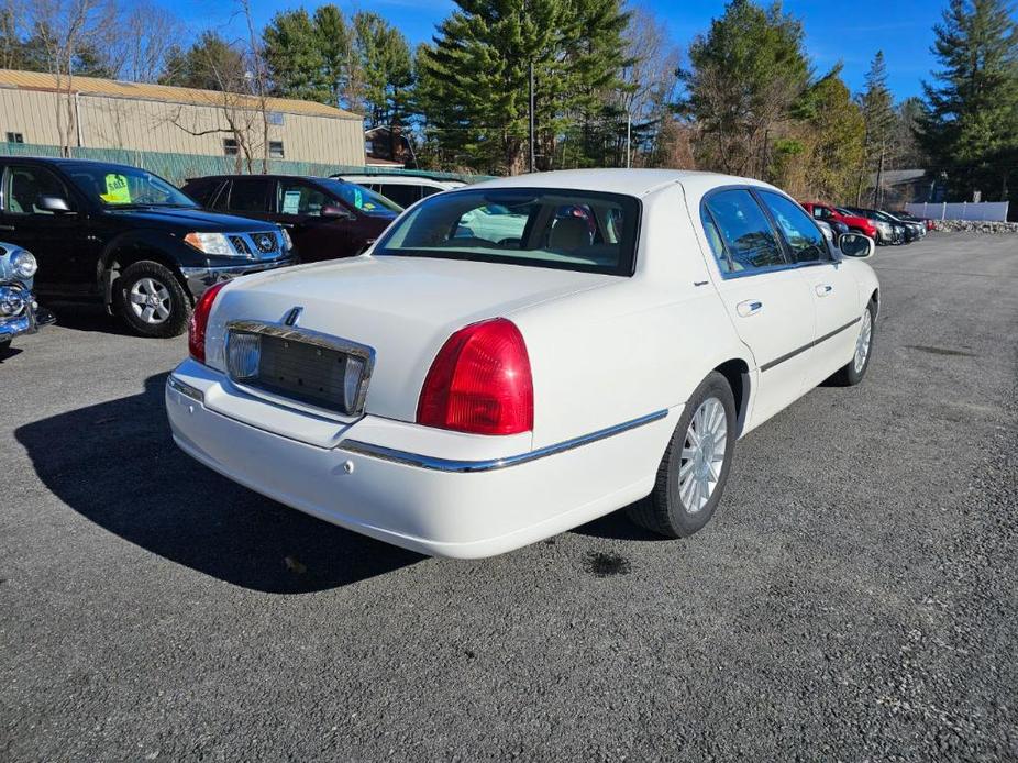 used 2003 Lincoln Town Car car, priced at $8,518