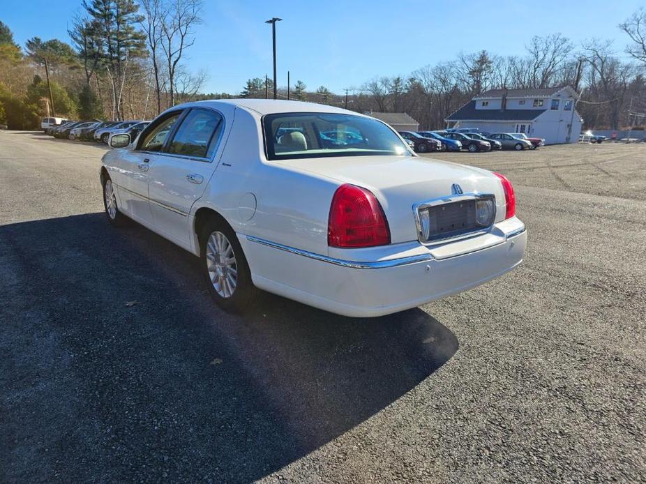 used 2003 Lincoln Town Car car, priced at $8,518