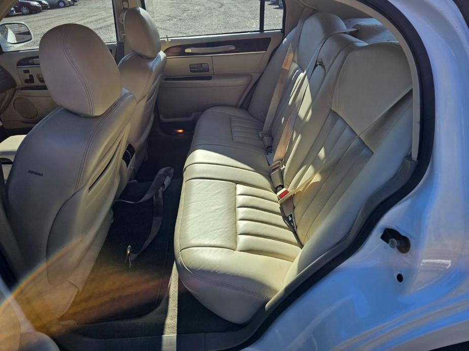 used 2003 Lincoln Town Car car, priced at $8,518