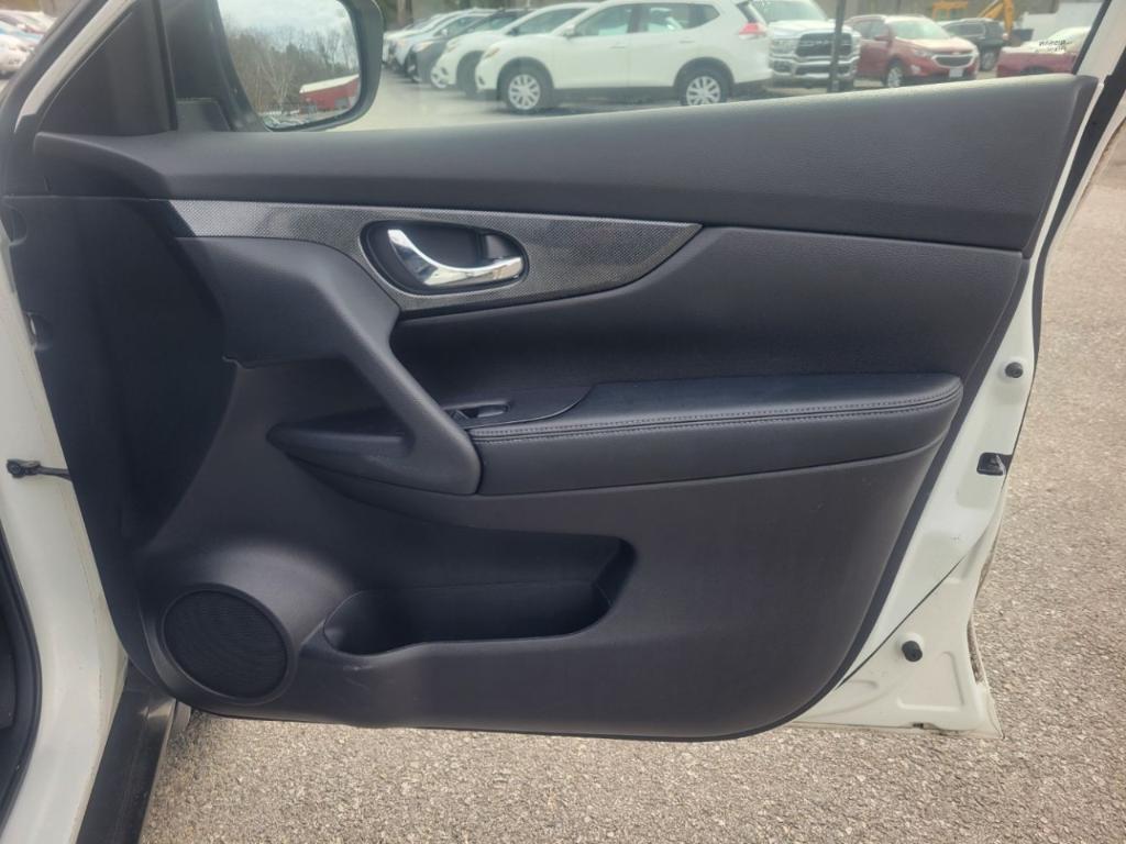 used 2014 Nissan Rogue car, priced at $8,307