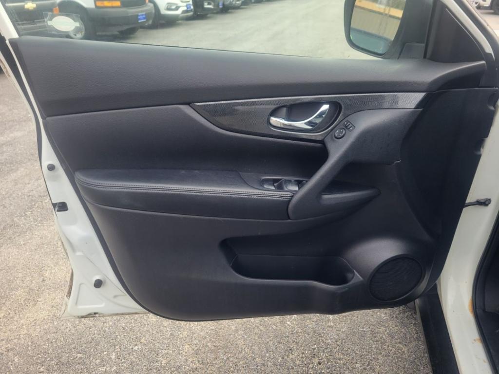 used 2014 Nissan Rogue car, priced at $8,307
