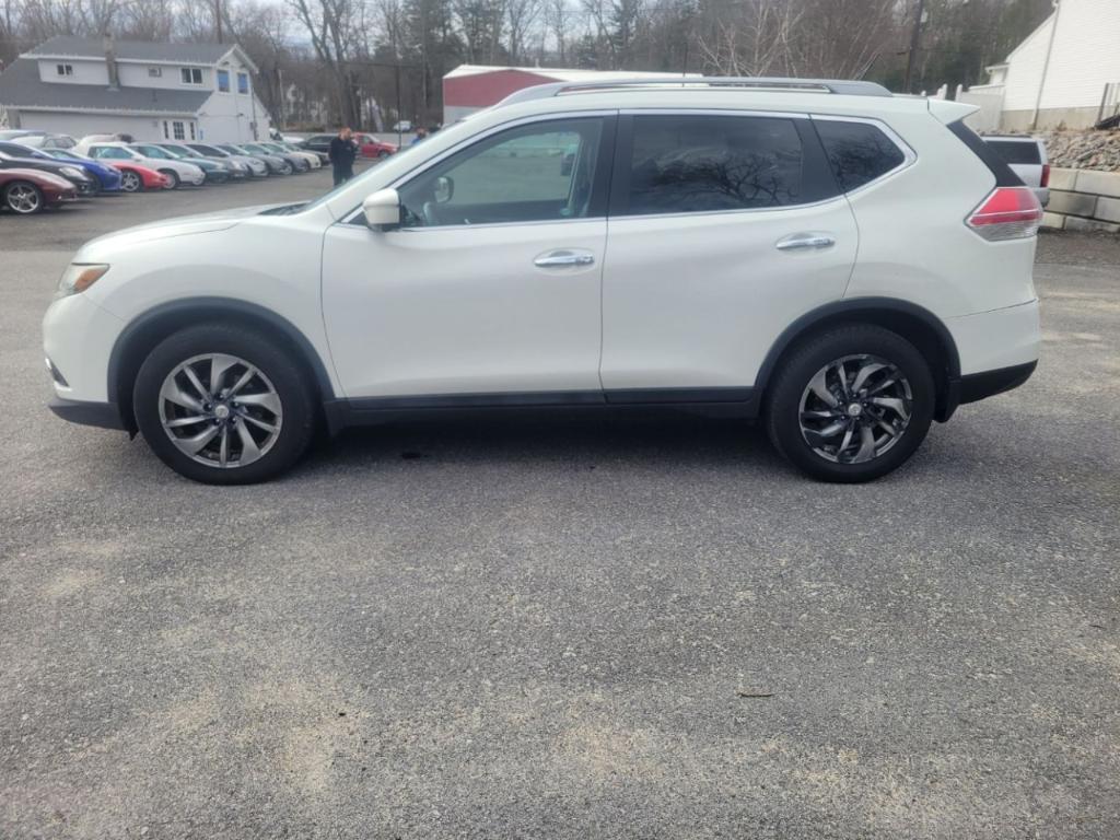 used 2014 Nissan Rogue car, priced at $8,307