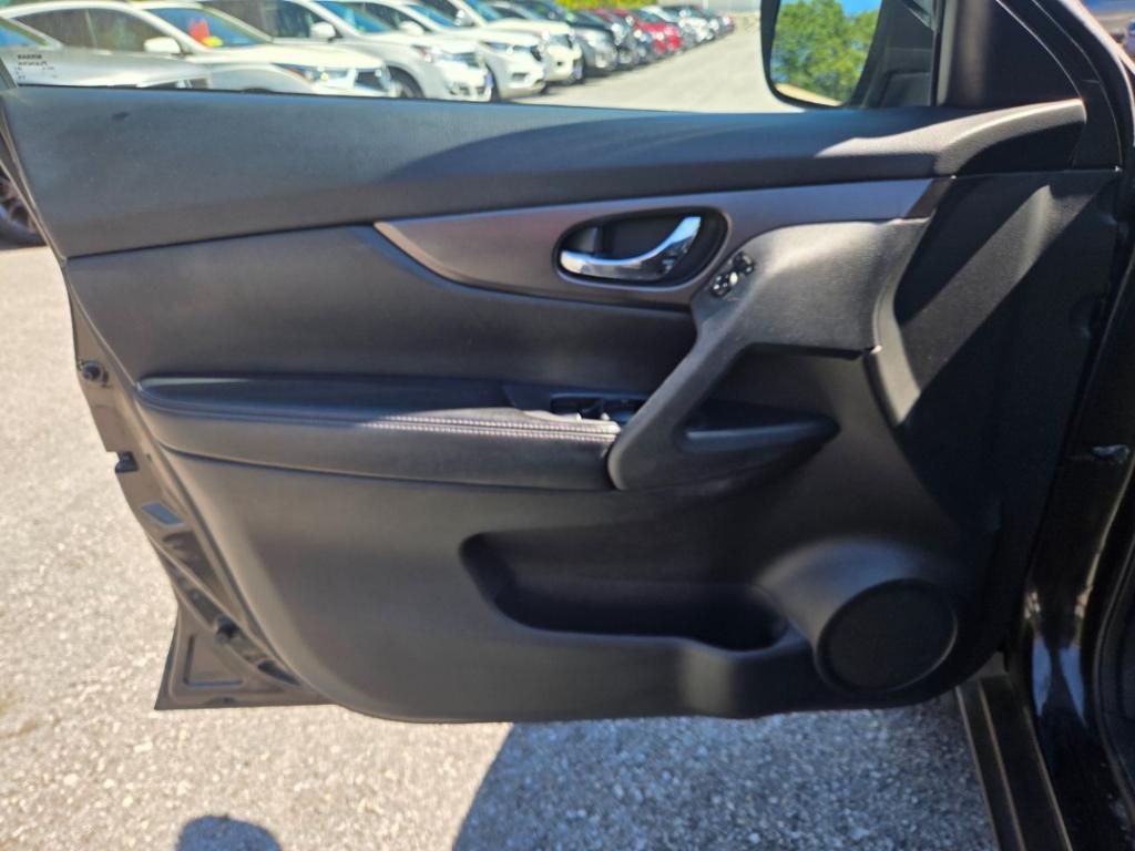 used 2014 Nissan Rogue car, priced at $9,107