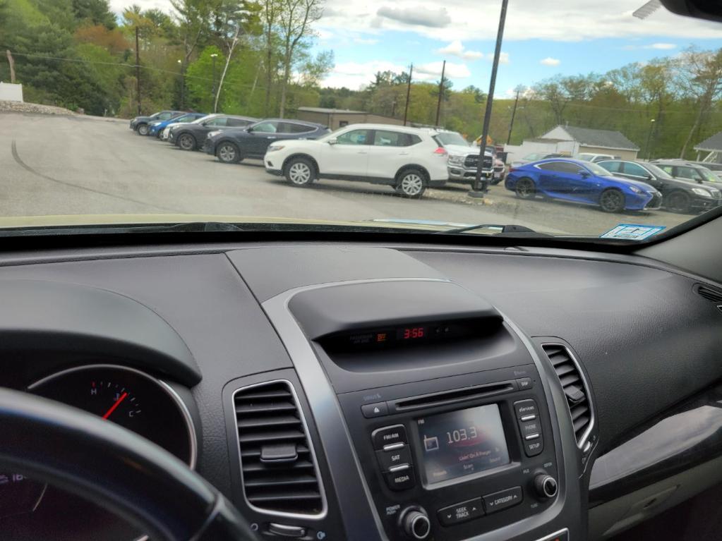 used 2015 Kia Sorento car, priced at $10,932