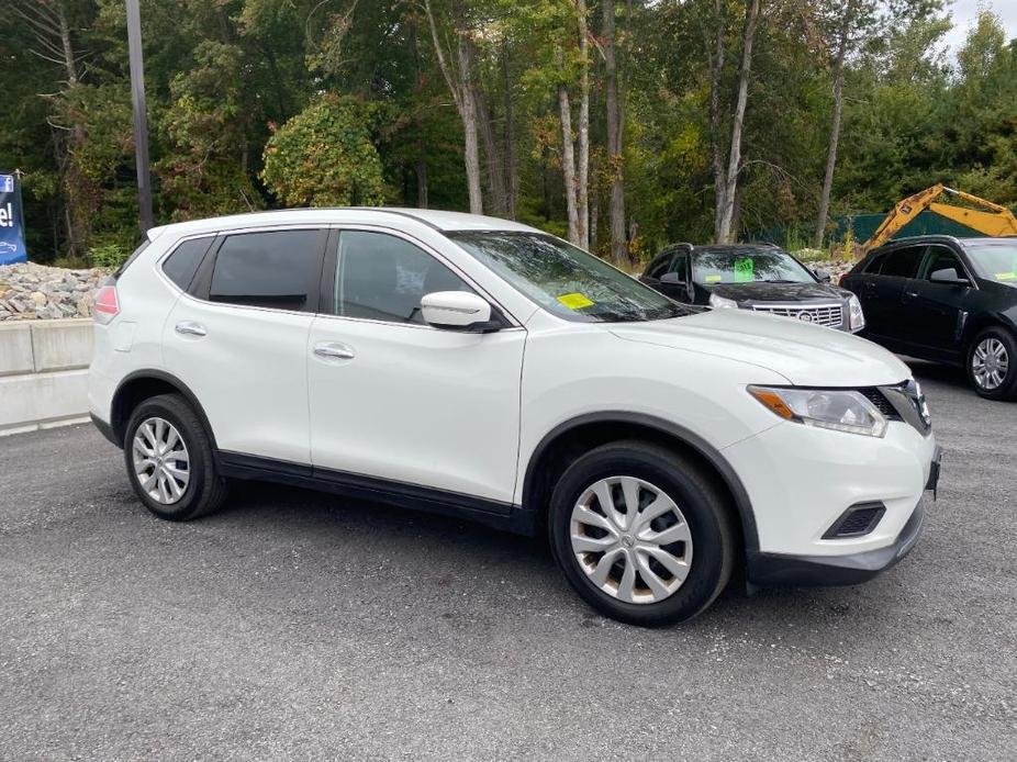 used 2015 Nissan Rogue car, priced at $7,920