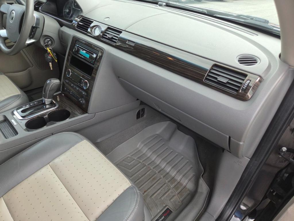 used 2009 Mercury Sable car, priced at $6,107