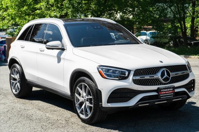 used 2022 Mercedes-Benz GLC 300 car, priced at $33,880