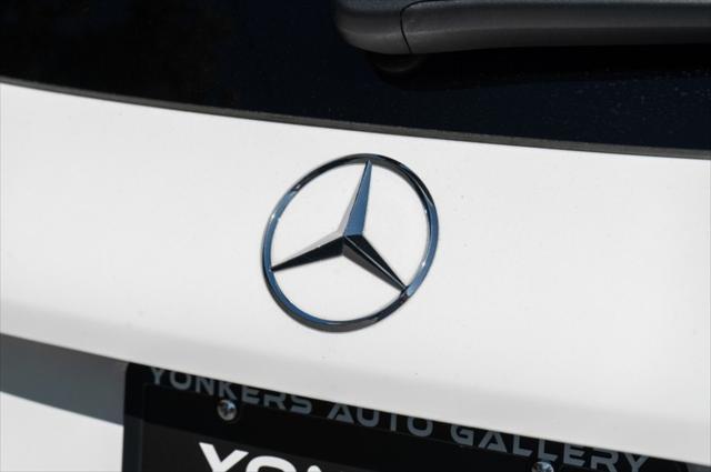used 2022 Mercedes-Benz GLC 300 car, priced at $33,880
