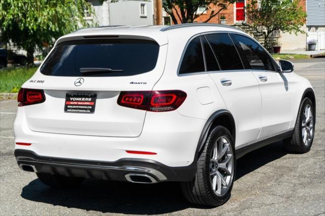 used 2022 Mercedes-Benz GLC 300 car, priced at $33,880