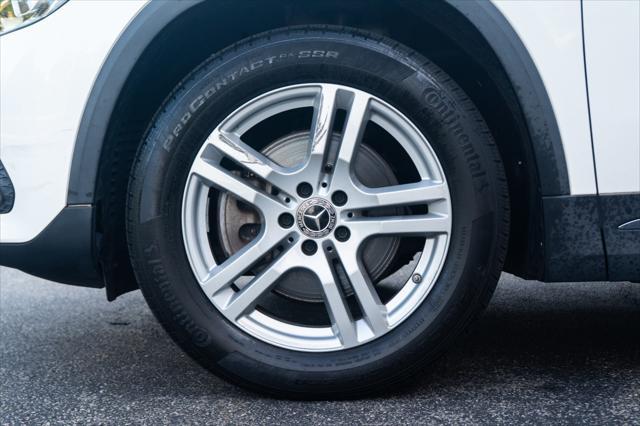 used 2021 Mercedes-Benz GLA 250 car, priced at $22,150