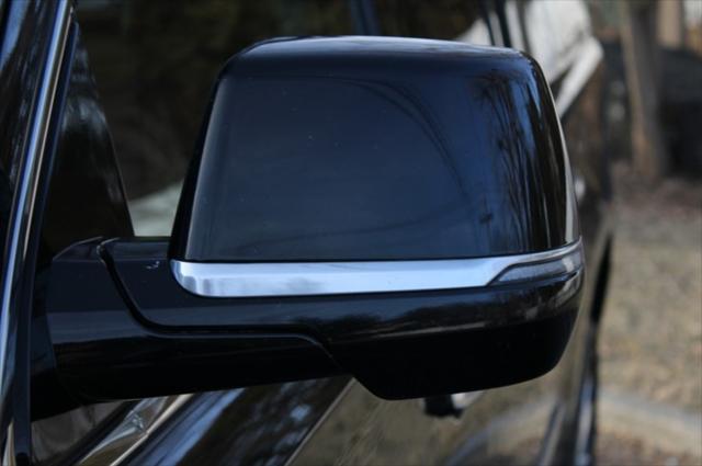 used 2019 Cadillac Escalade ESV car, priced at $28,250