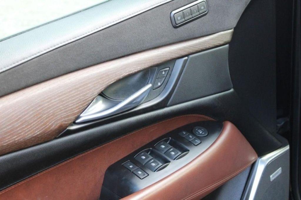 used 2019 Cadillac Escalade ESV car, priced at $30,430