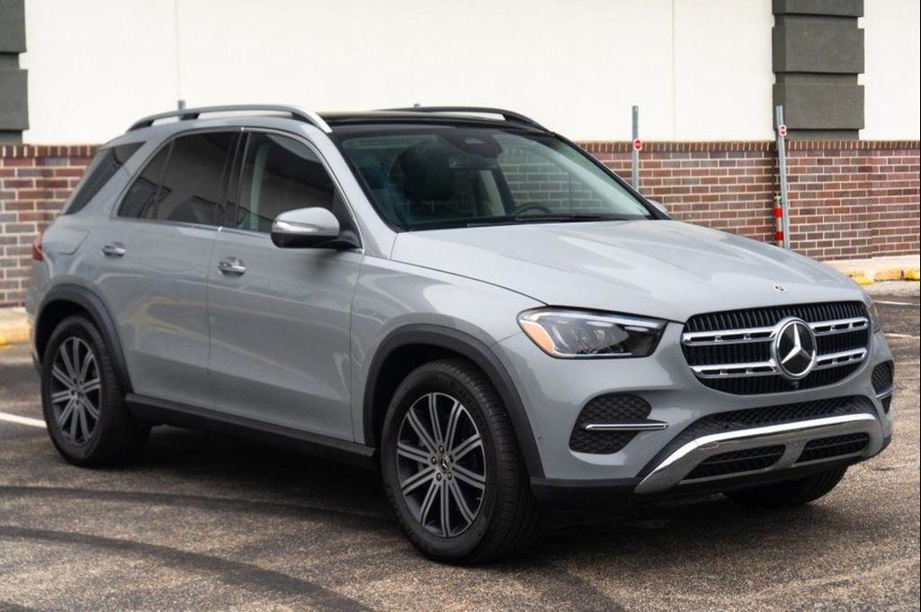 used 2024 Mercedes-Benz GLE 450 car, priced at $59,490