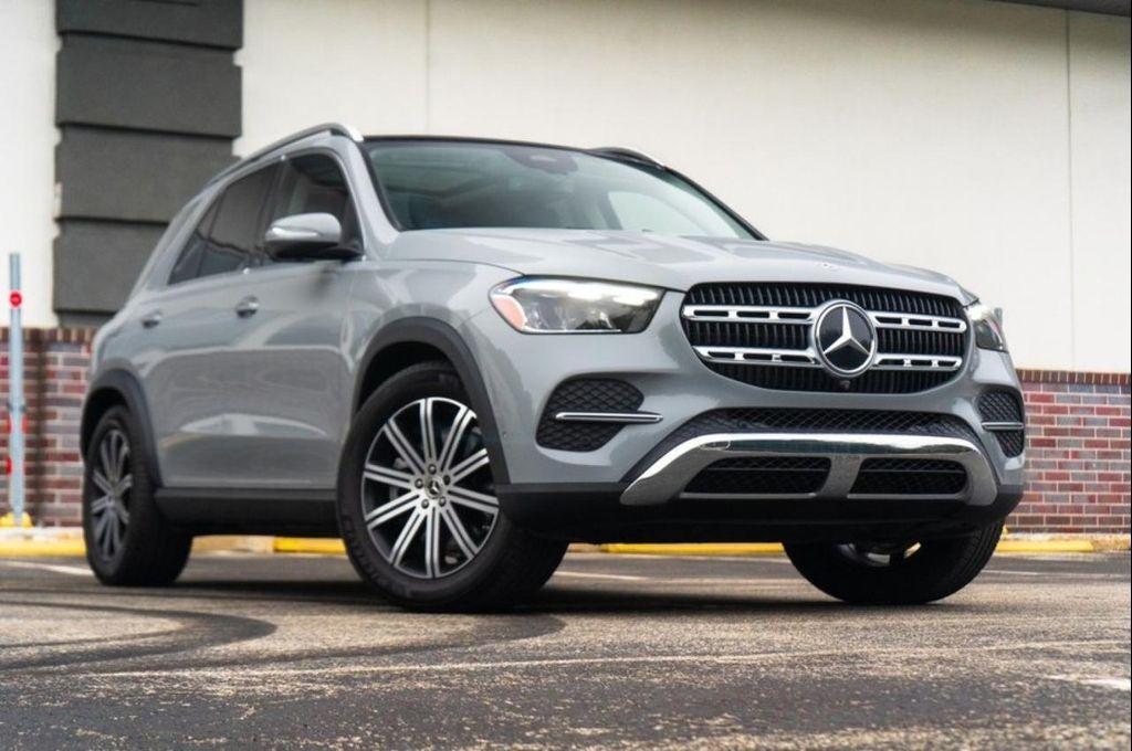 used 2024 Mercedes-Benz GLE 450 car, priced at $59,490