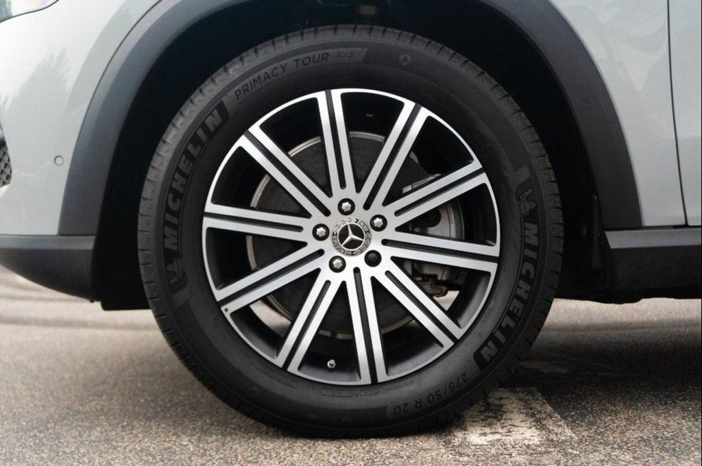 used 2024 Mercedes-Benz GLE 450 car, priced at $59,490