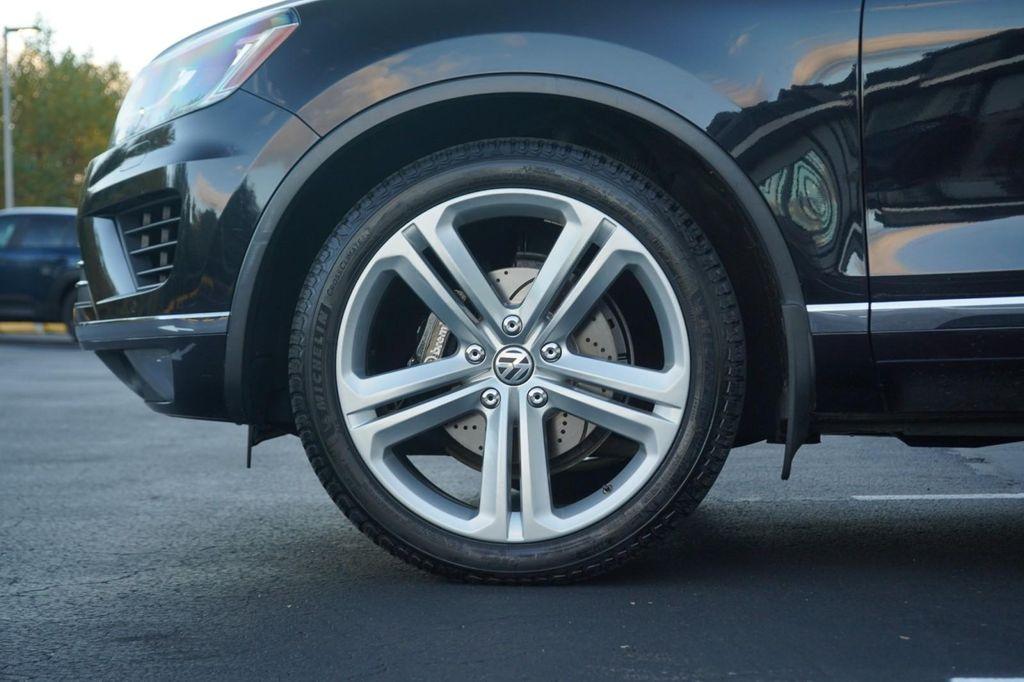 used 2017 Volkswagen Touareg car, priced at $14,325