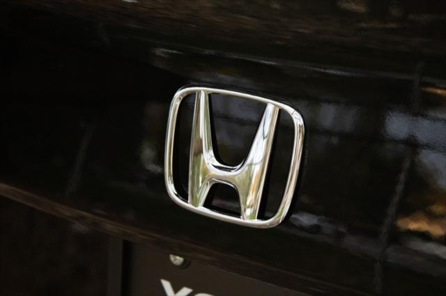 used 2024 Honda Civic Si car, priced at $27,095
