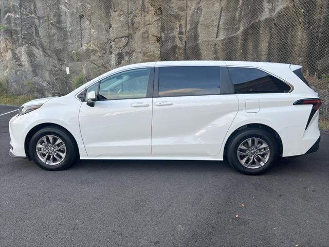 used 2023 Toyota Sienna car, priced at $34,005