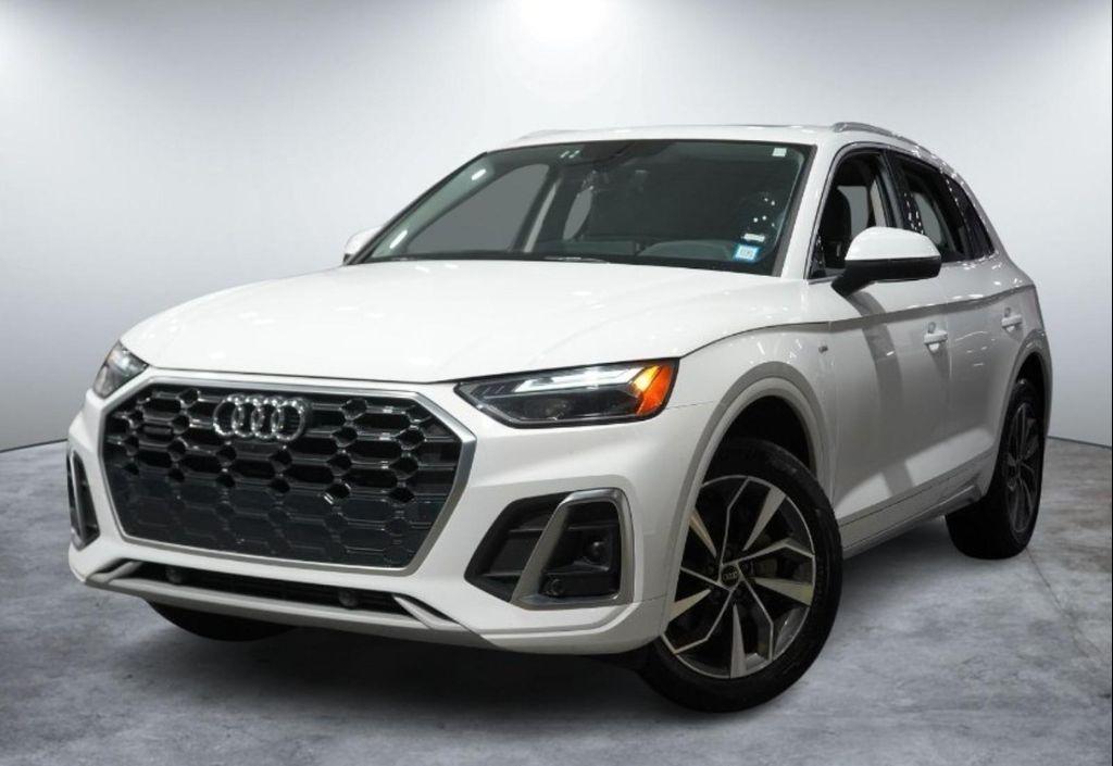 used 2022 Audi Q5 car, priced at $25,288
