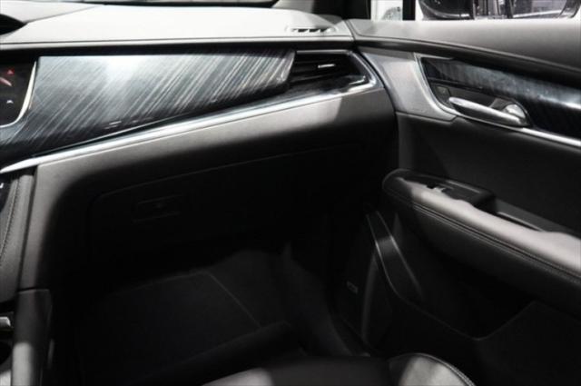 used 2023 Cadillac XT6 car, priced at $34,085