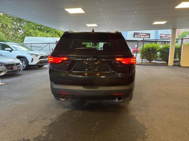 used 2023 Chevrolet Traverse car, priced at $25,795