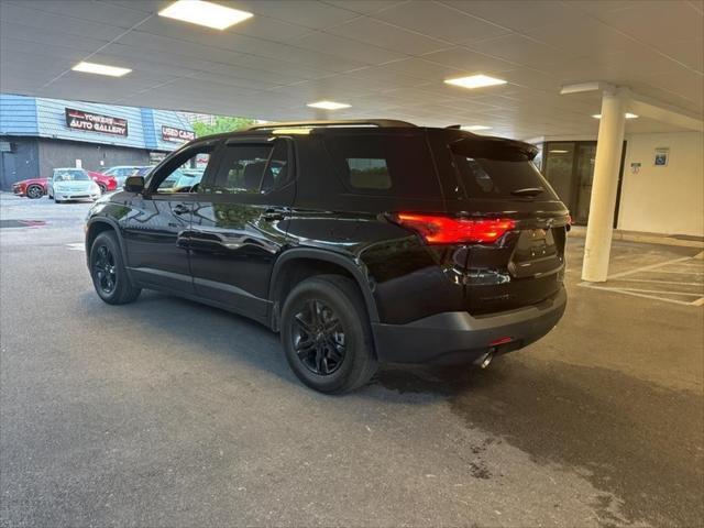 used 2023 Chevrolet Traverse car, priced at $23,445